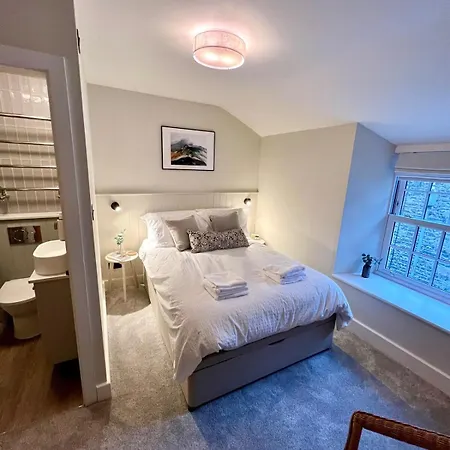 Two Bedroom In * Kendal