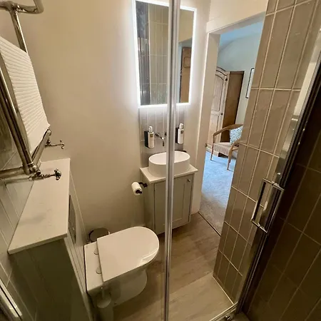 Two Bedroom In * Kendal